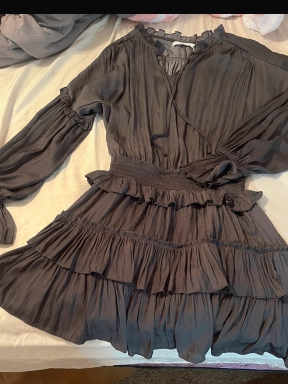 Mustard Seed Women’s Ruffled Long-Sleeve Tiered Dress in Charcoal